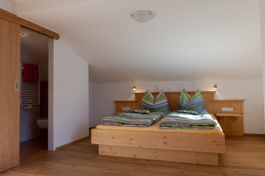 Hohe Tauernblick Apartment มิทเทอร์ซิลล์ ภายนอก รูปภาพ